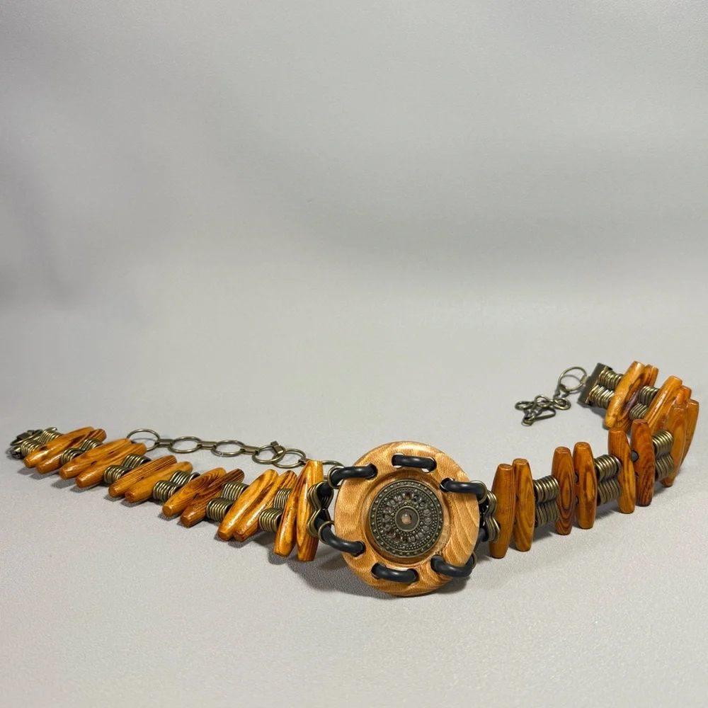 Vintage Wooden Medallian and Pegs Brass Metal Link Chain Belt